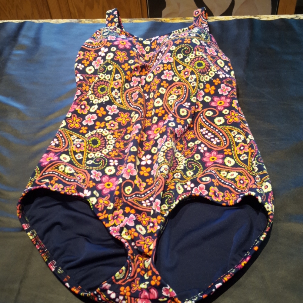 Lands' End Swimsuit, EUC